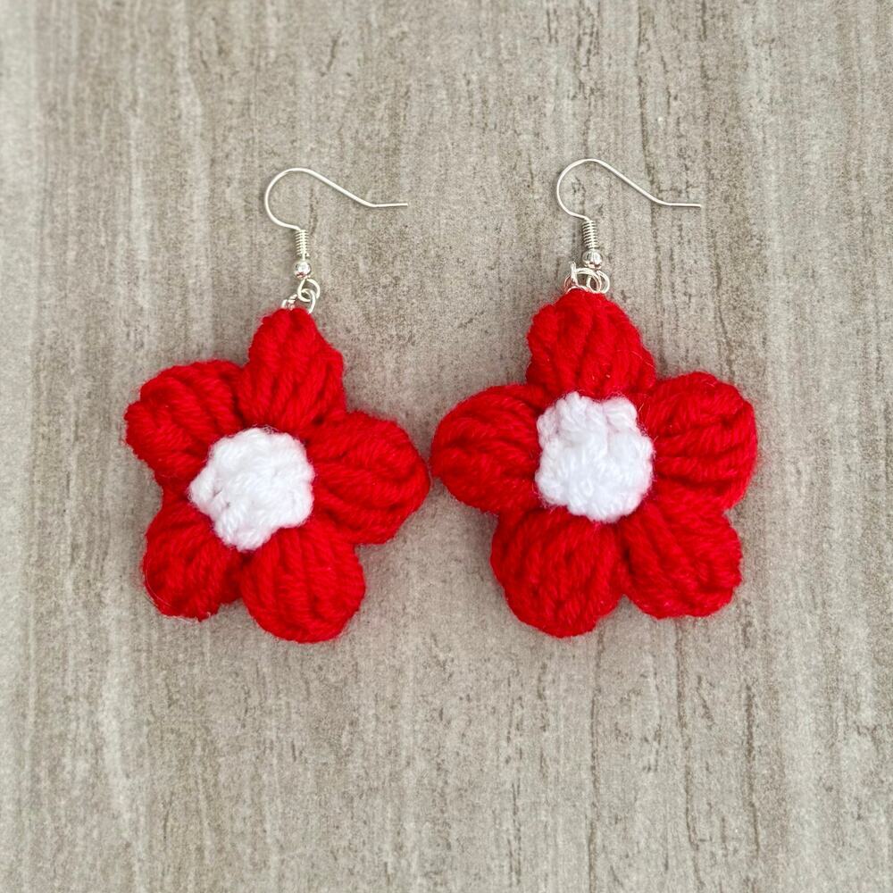 Red & White Game Day Crochet Daisy Earrings – Wisconsin-Inspired Boho Dangles
